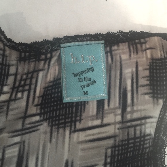 H.I.P. Pattern Tank Top - Picture 4 of 4